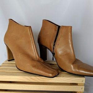 Maripe tan ankle boots Sz9